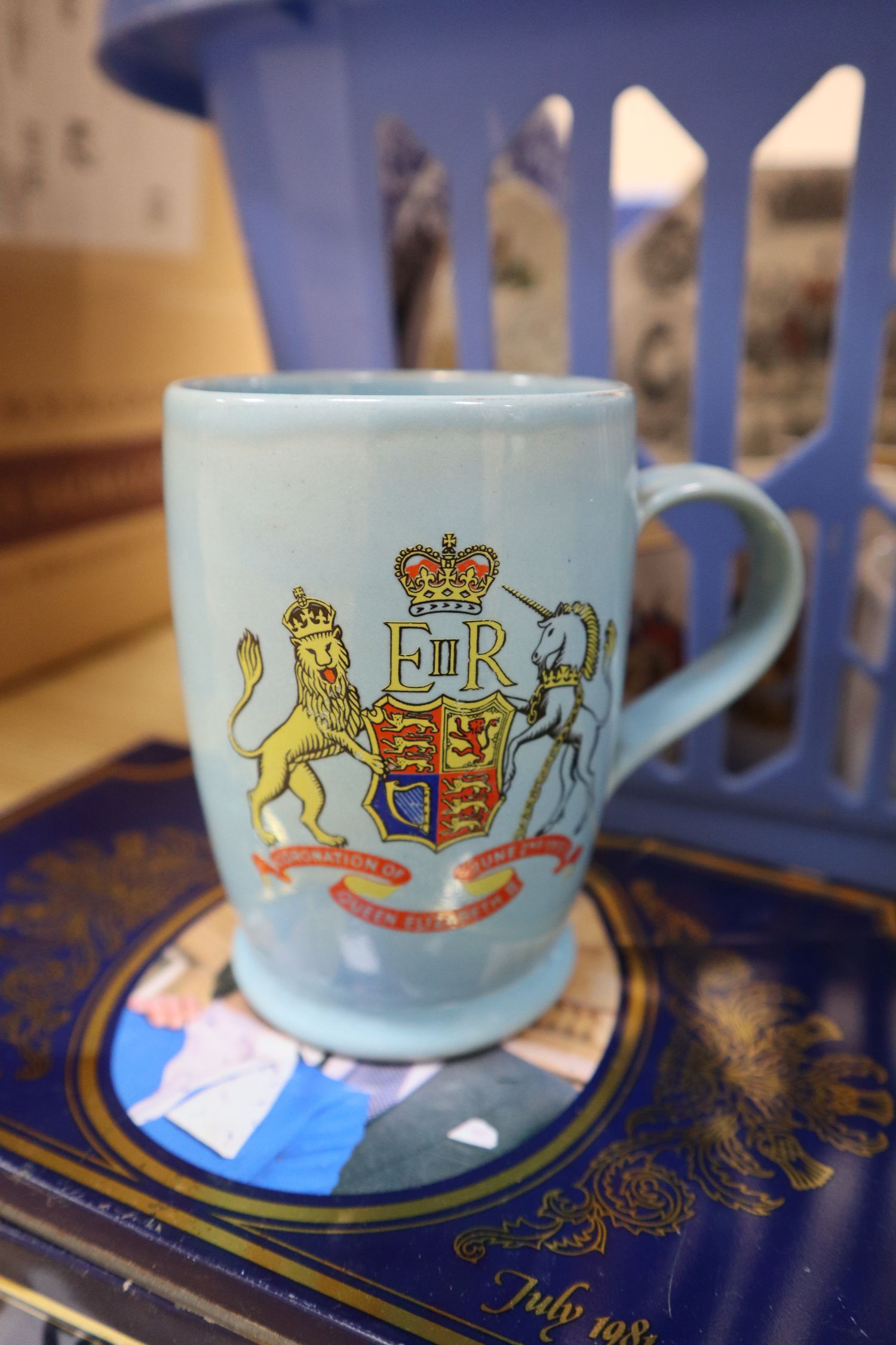 A collection of mixed Victorian and later Commemorative ceramics